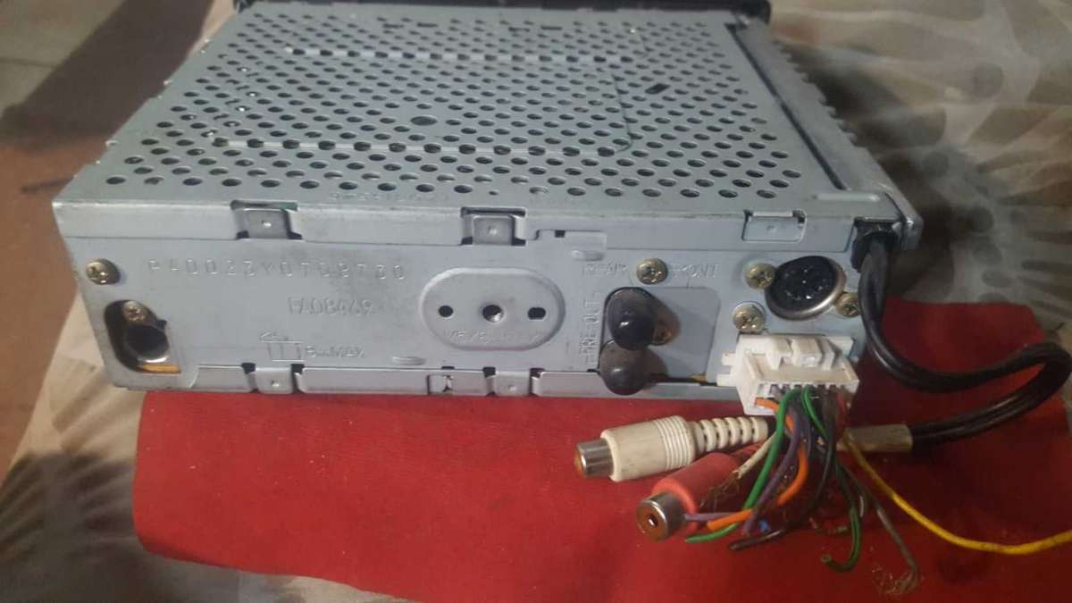 Panasonic car radio tape clip off face