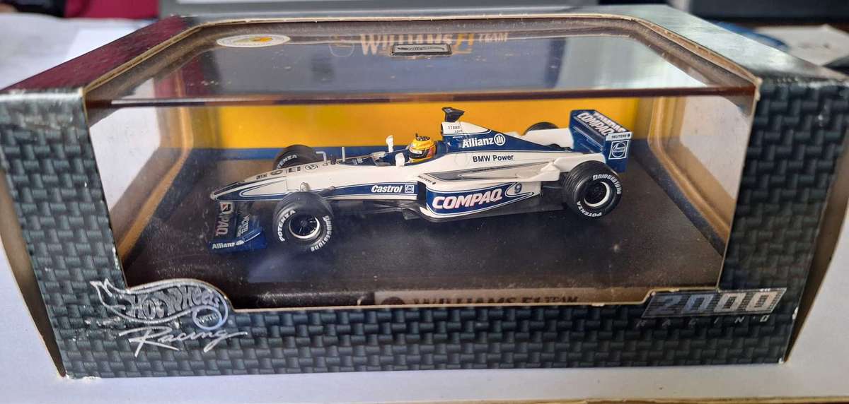 Set of 5 Hot wheels Racing models