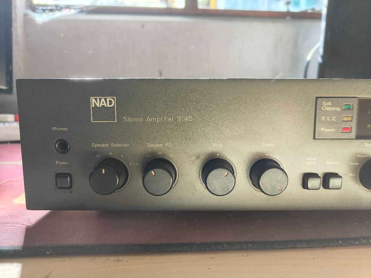 NAD 3140 High power amplifier