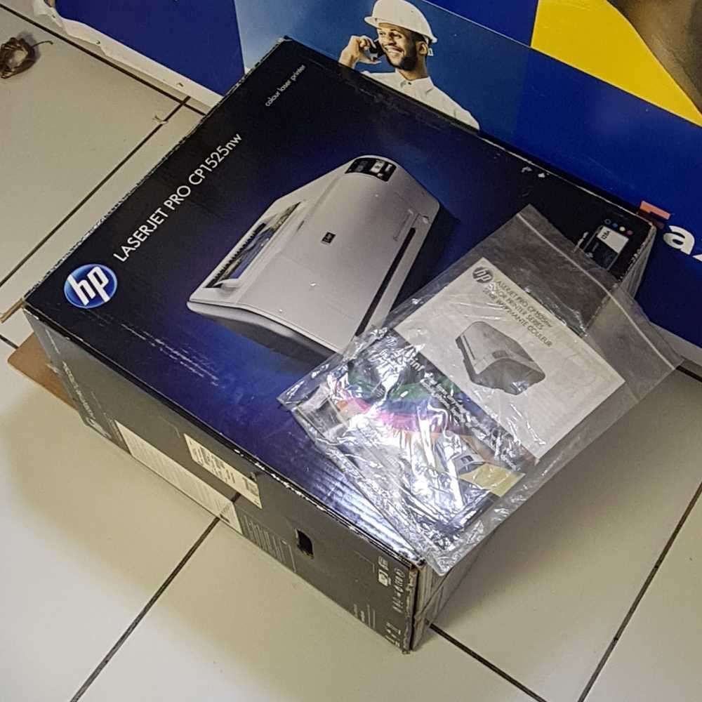 HP LaserJet CP1525nw color printer