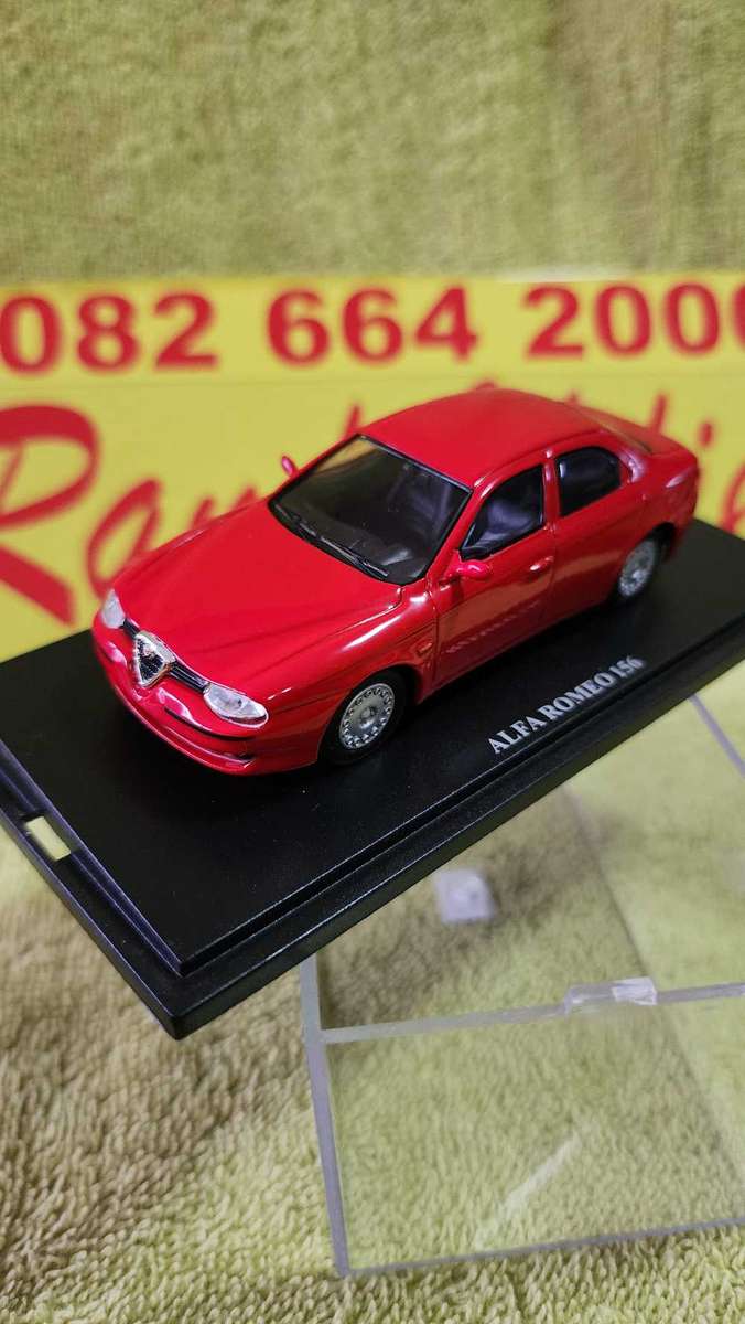 Alfa Romeo 156 by Universal Hobbies