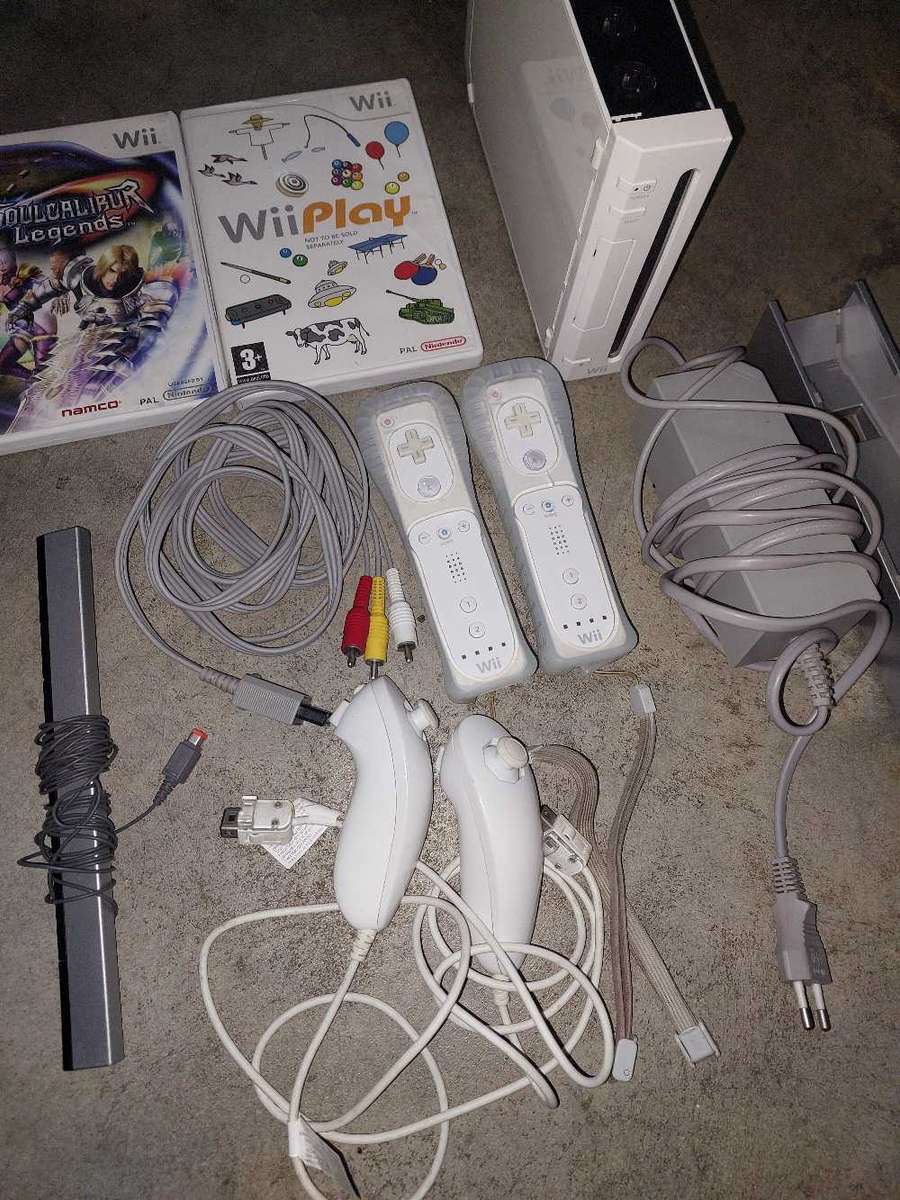 Nintendo Wii Bundle