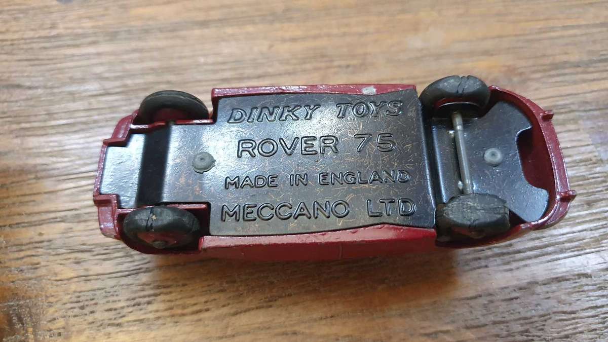 Dinky Meccano Vintage 156 Rover 75 Saloon Dark