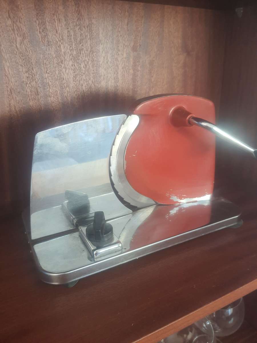 Vintage Pineware Bread Slicer