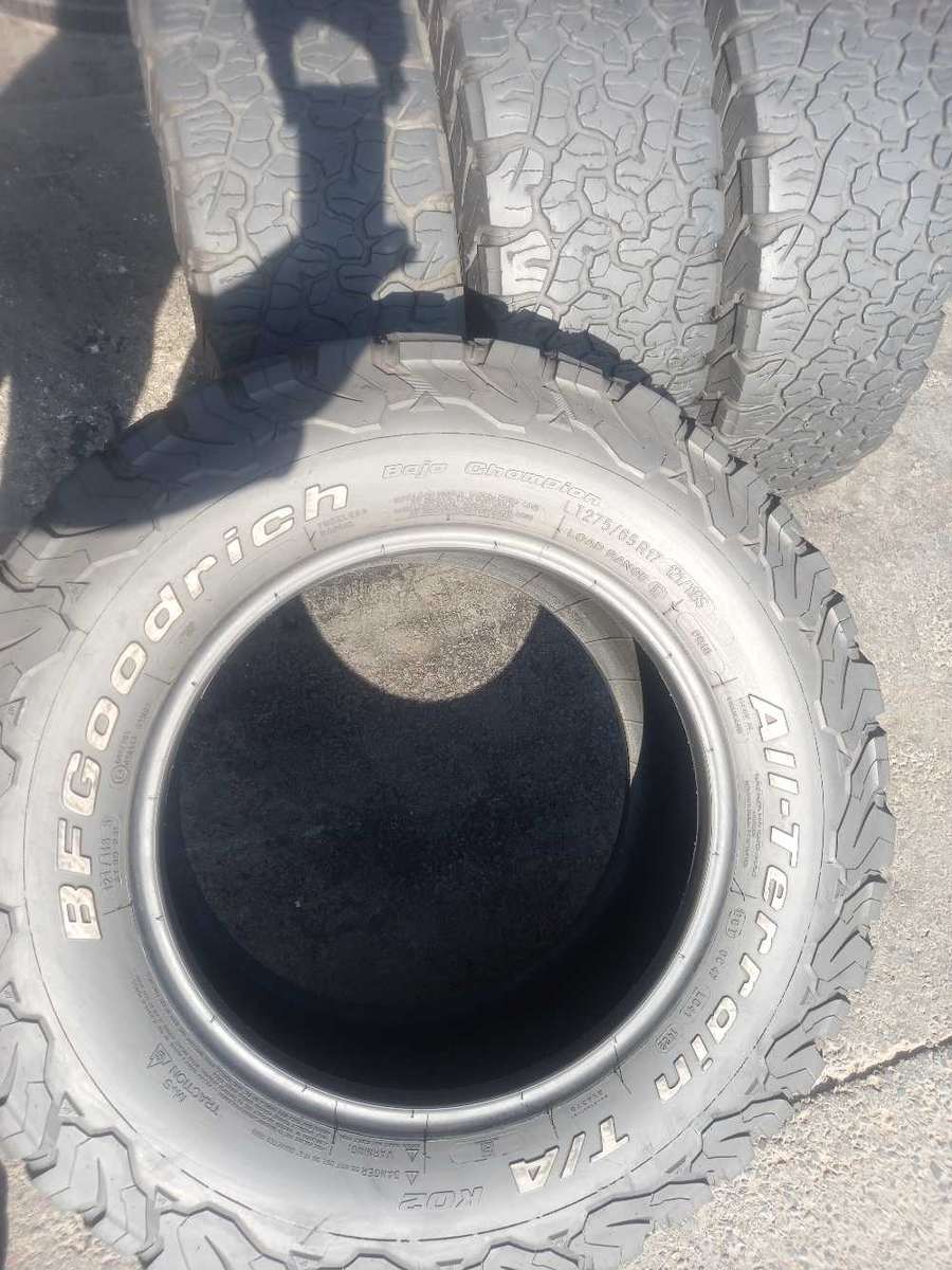 275/65/17 BF Goodrich AT KO2 used tyres.