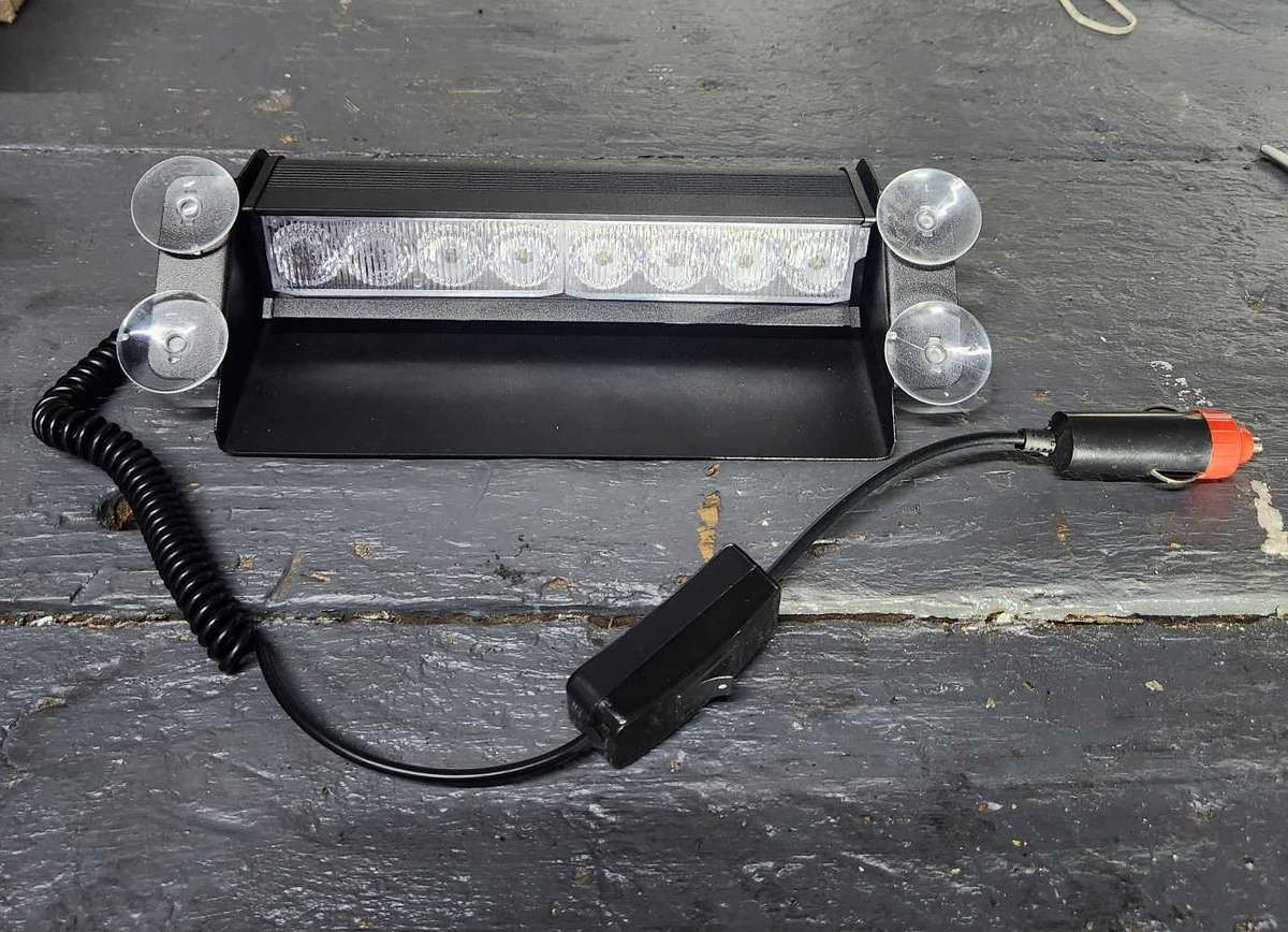 LED DASH FLASH LIGHT