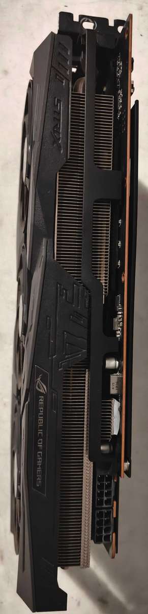 Asus Strix RX5700XT graphics card