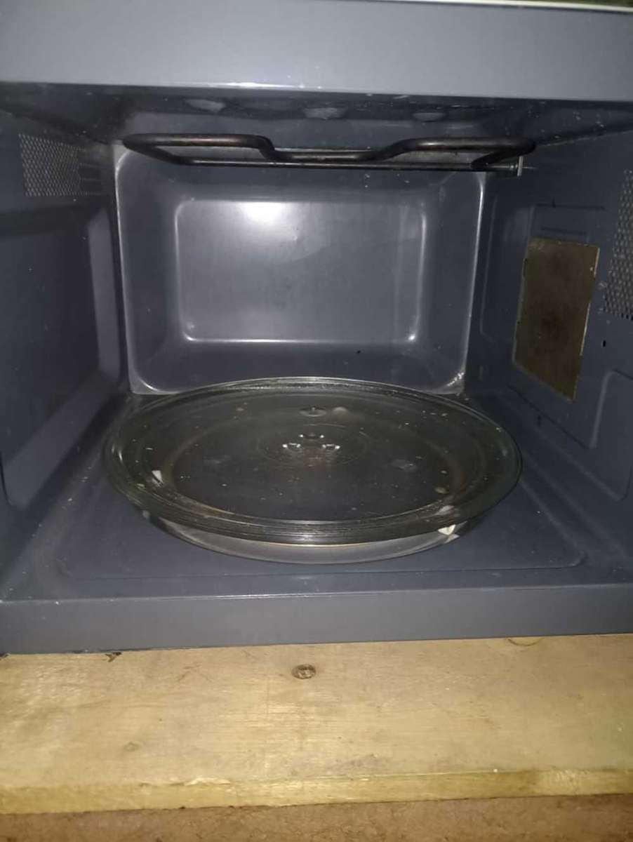 Kelvinator Microwave oven