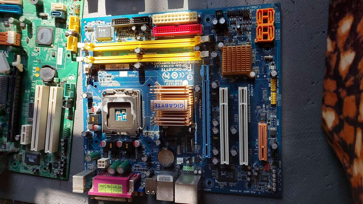 Motherboard Lot x 6 FAULTY