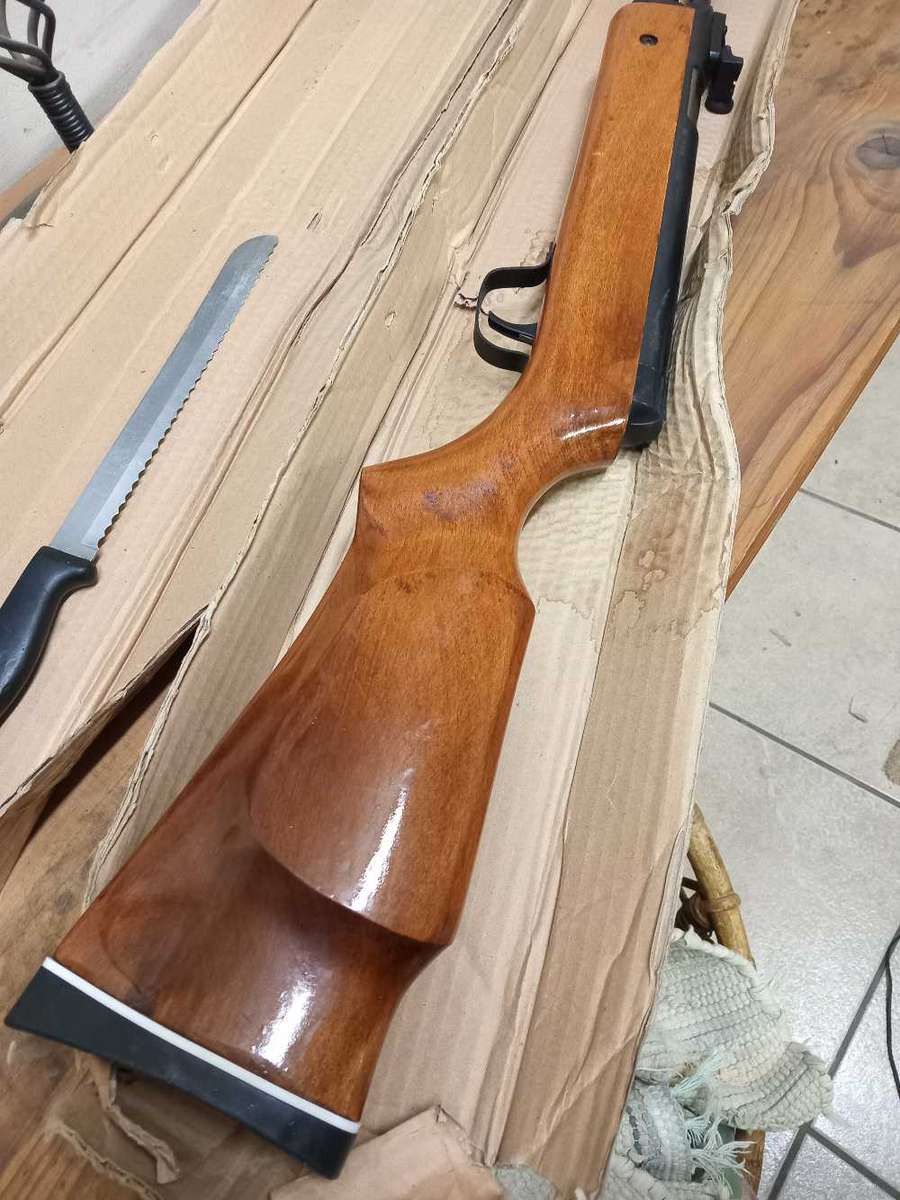 Pellet gun underlever 4.5mm