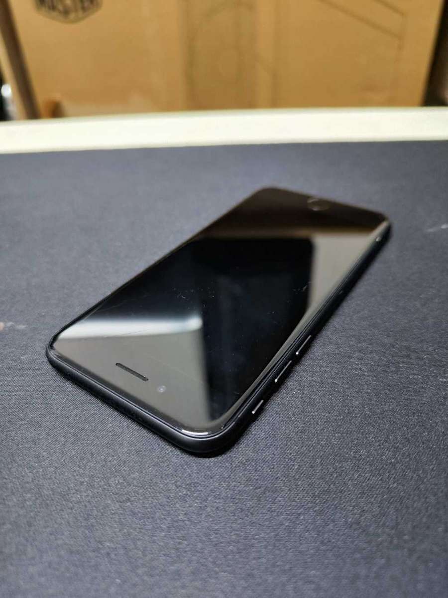 iPhone 8 64GB SPACE GREY 64GB 100% BATTERY HEALTH