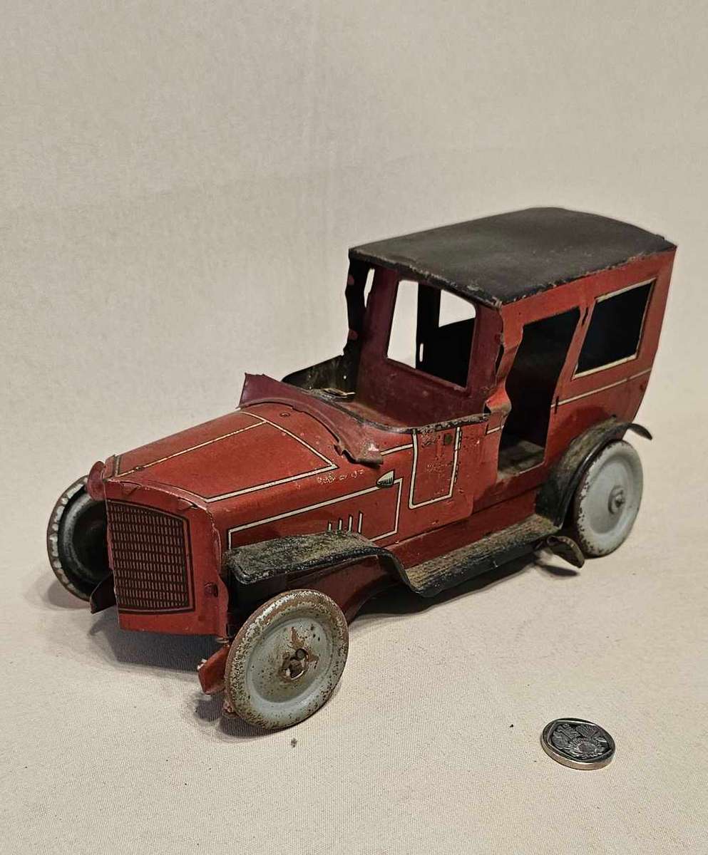 Vintage TIN PLATE Toy Car 1900's - VERY OLD