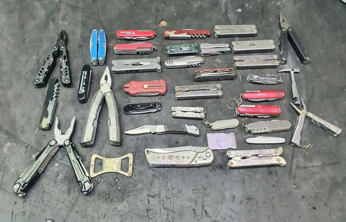Assorted multitools,pockets knifes