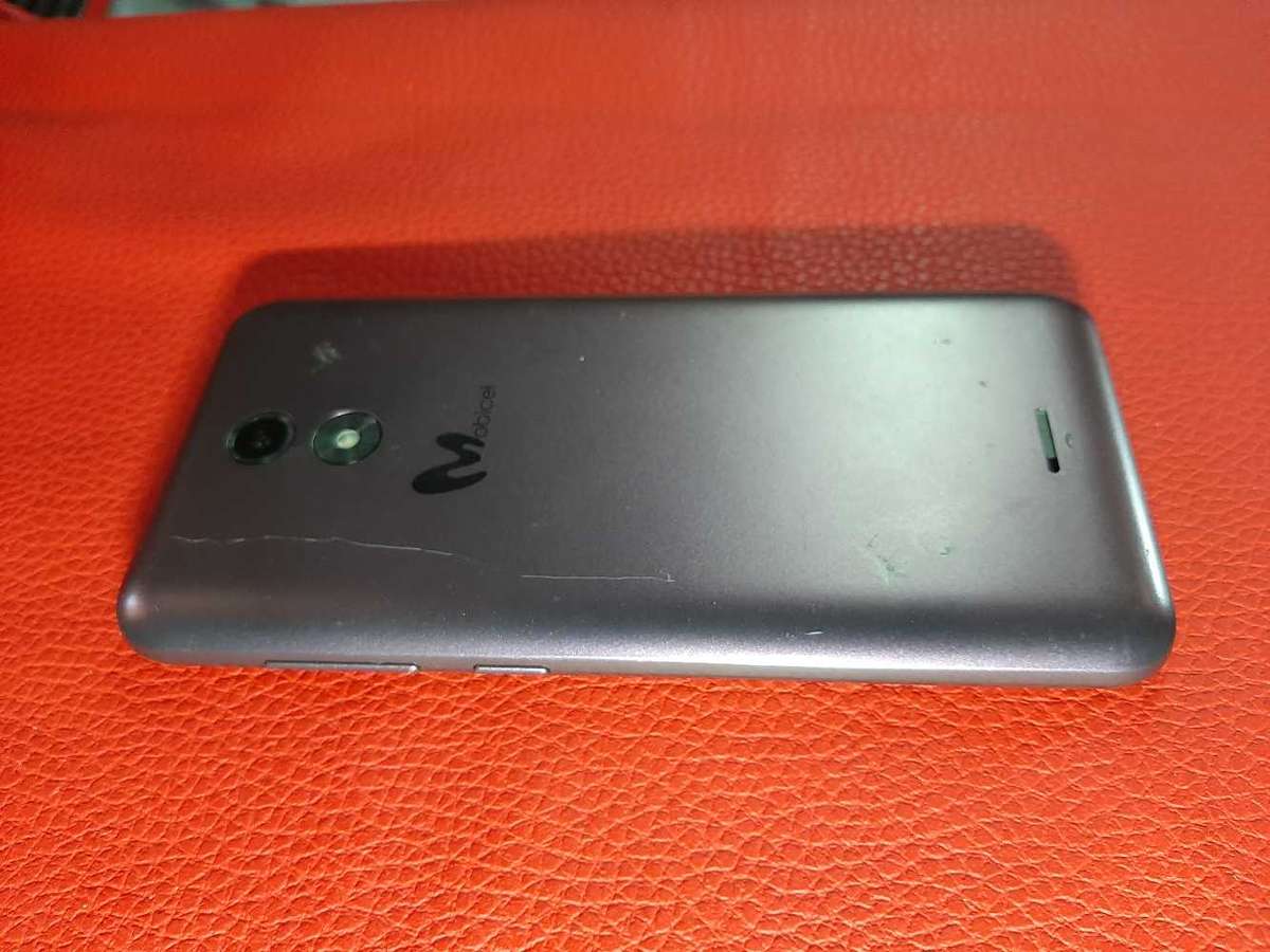 Mobicel v4. Works well. Battery needed only