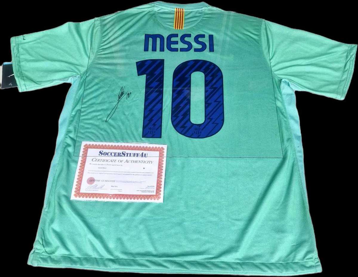 LIONEL MESSI Hand Signed Jersey Autographed Authentication