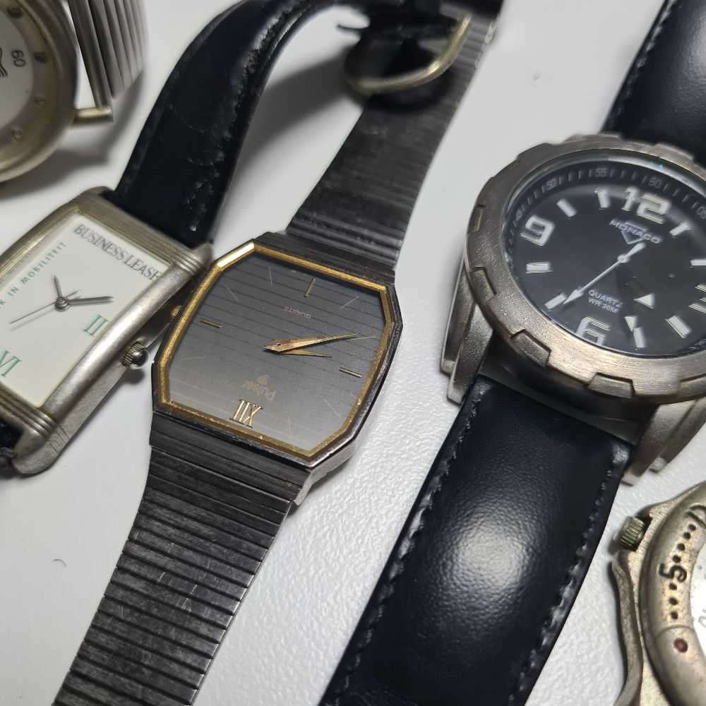 Pulsar quartz, Monaco quartz and others. Men and women Watches X 6 lot