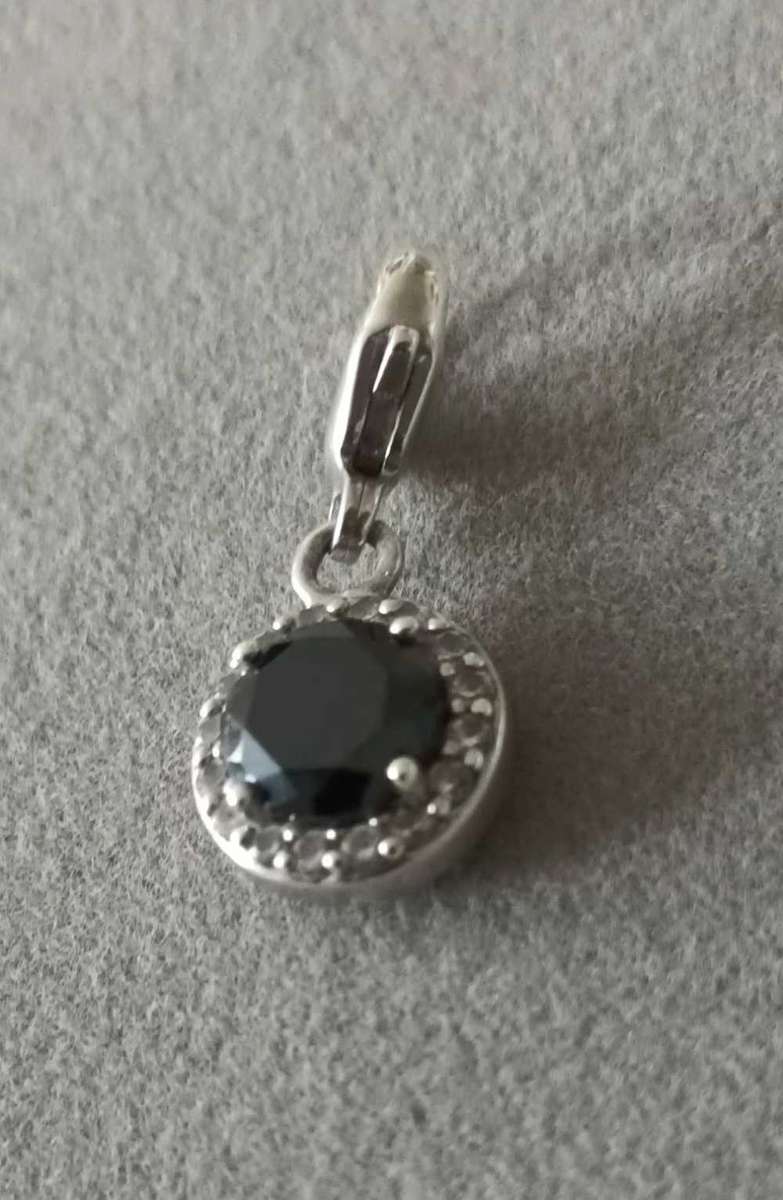 GORGEOUS 925 STERLING SILVER & BLACK ONYX TI SENTO MILANO CHARM 3.22g