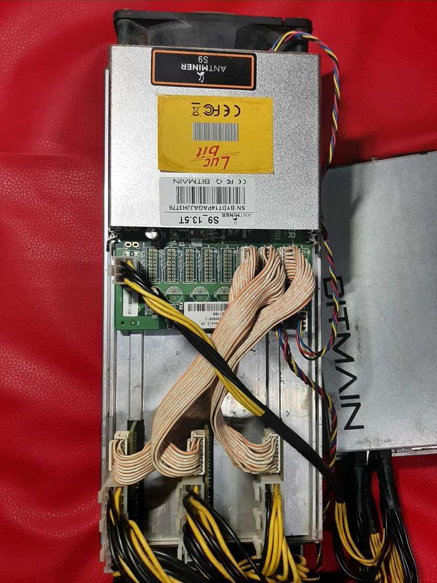 Like new bitcoin antminer S9 Plug and play 13th, Comes with everything in the picture.