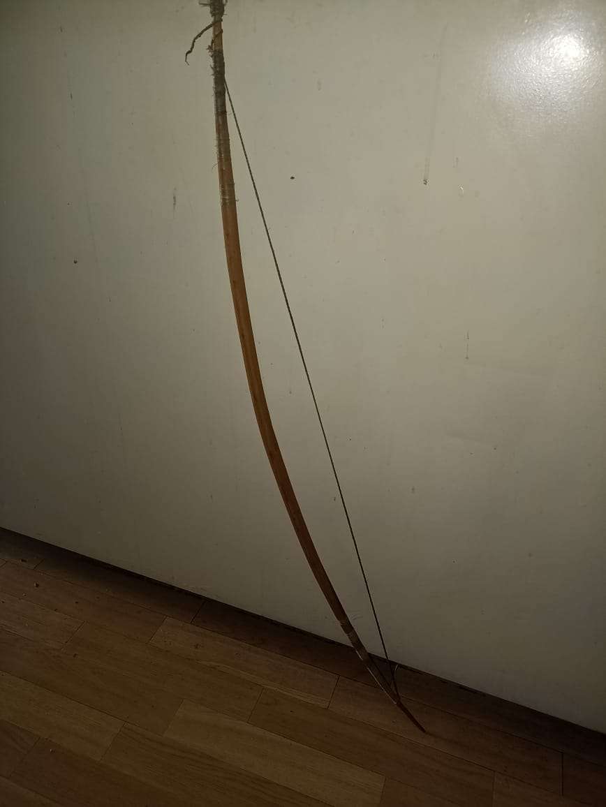 Koisan /Bushman bow and spheres