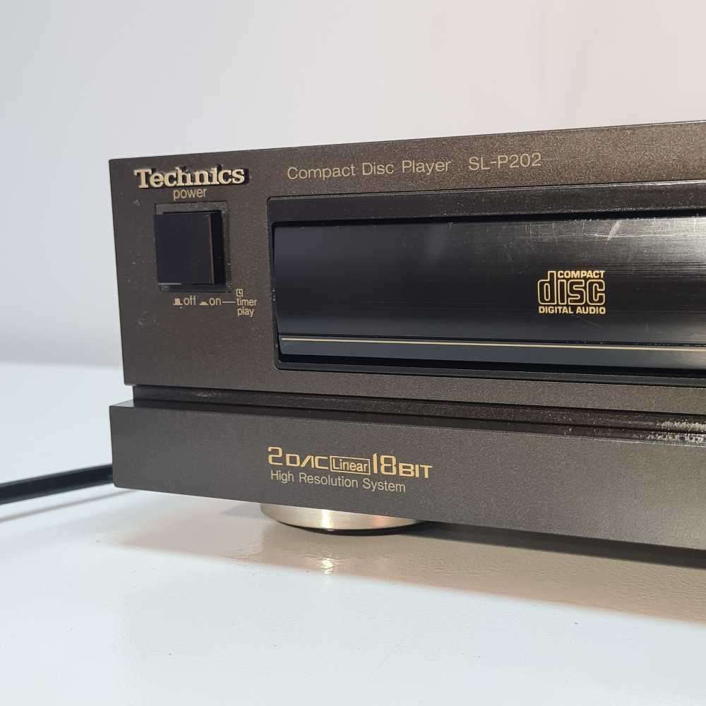 Technics CD Player (read)