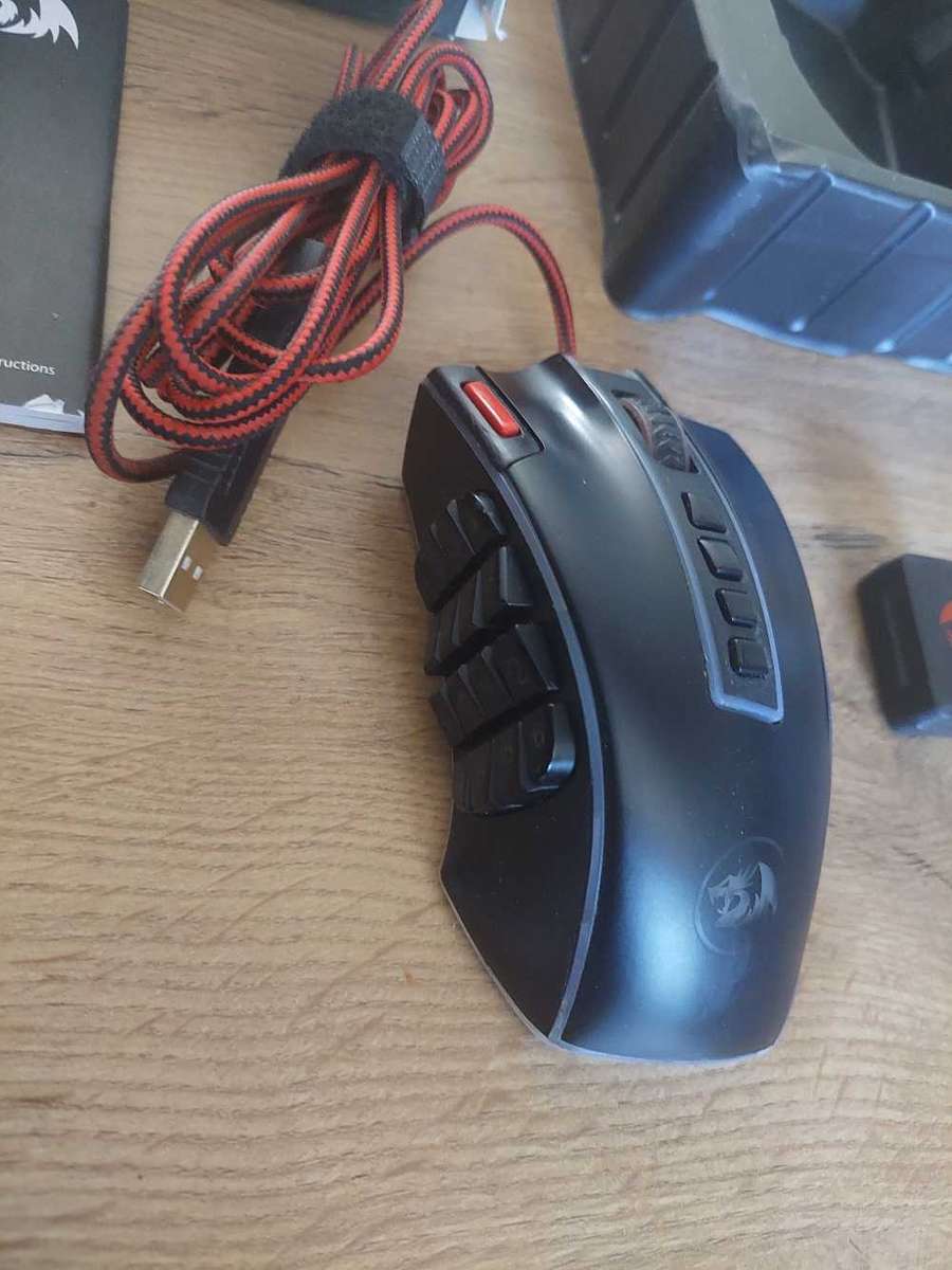 REDRAGON MMO GAMING MOUSE