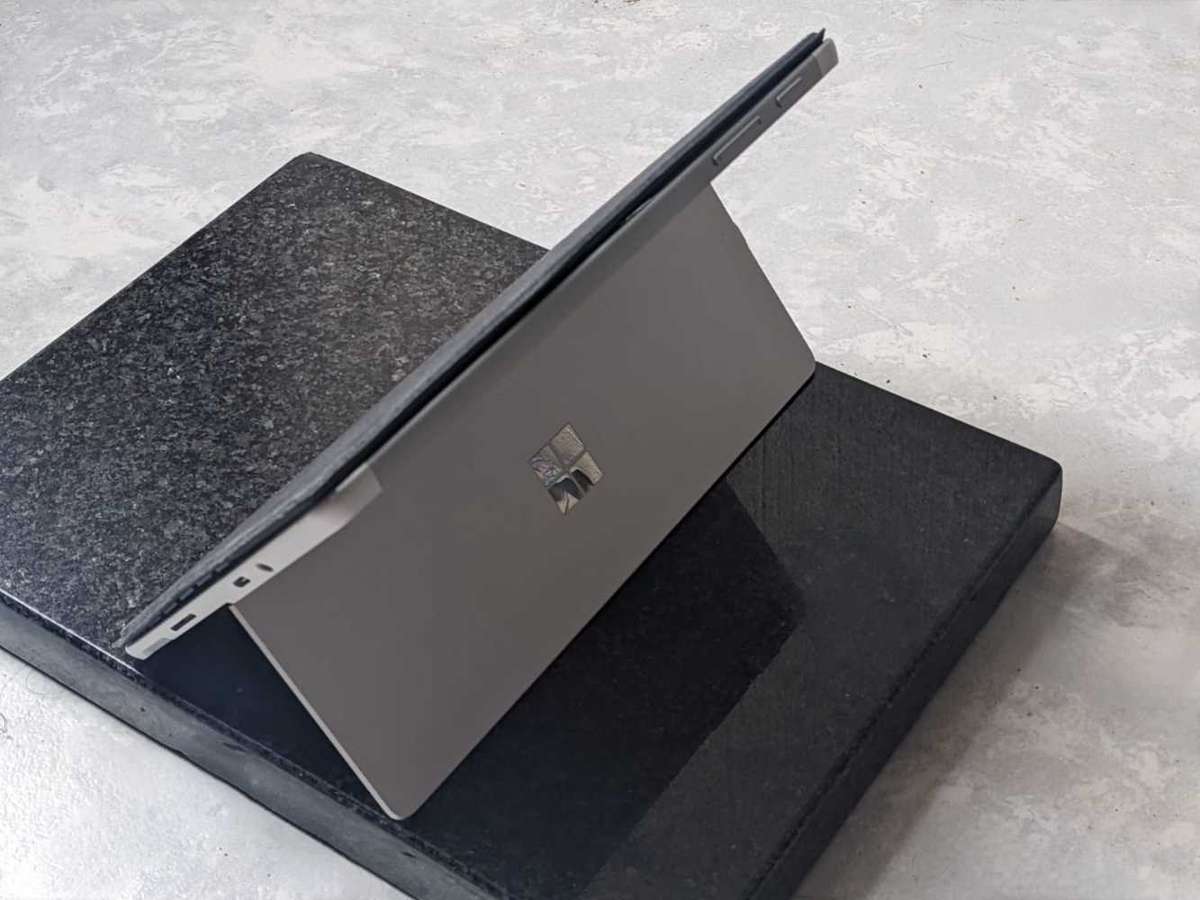 Microsoft Surface GO2