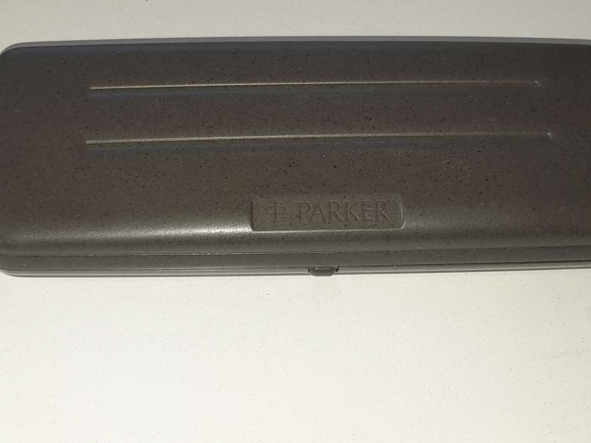Parker set in beautiful condition