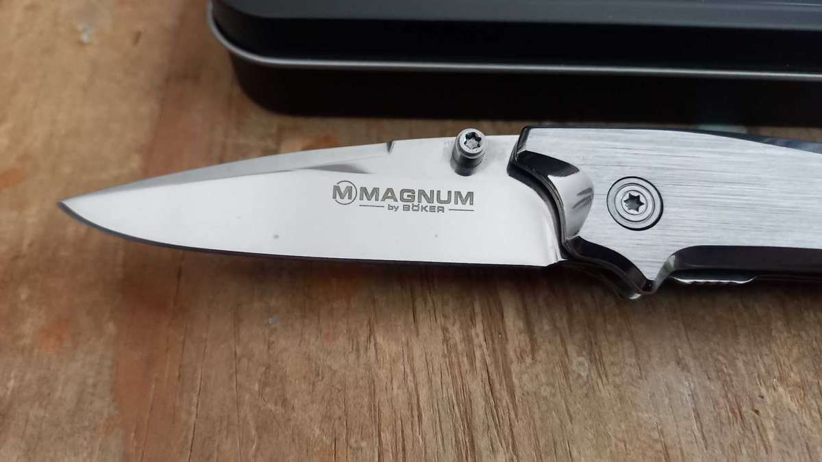Magnum by boker knife