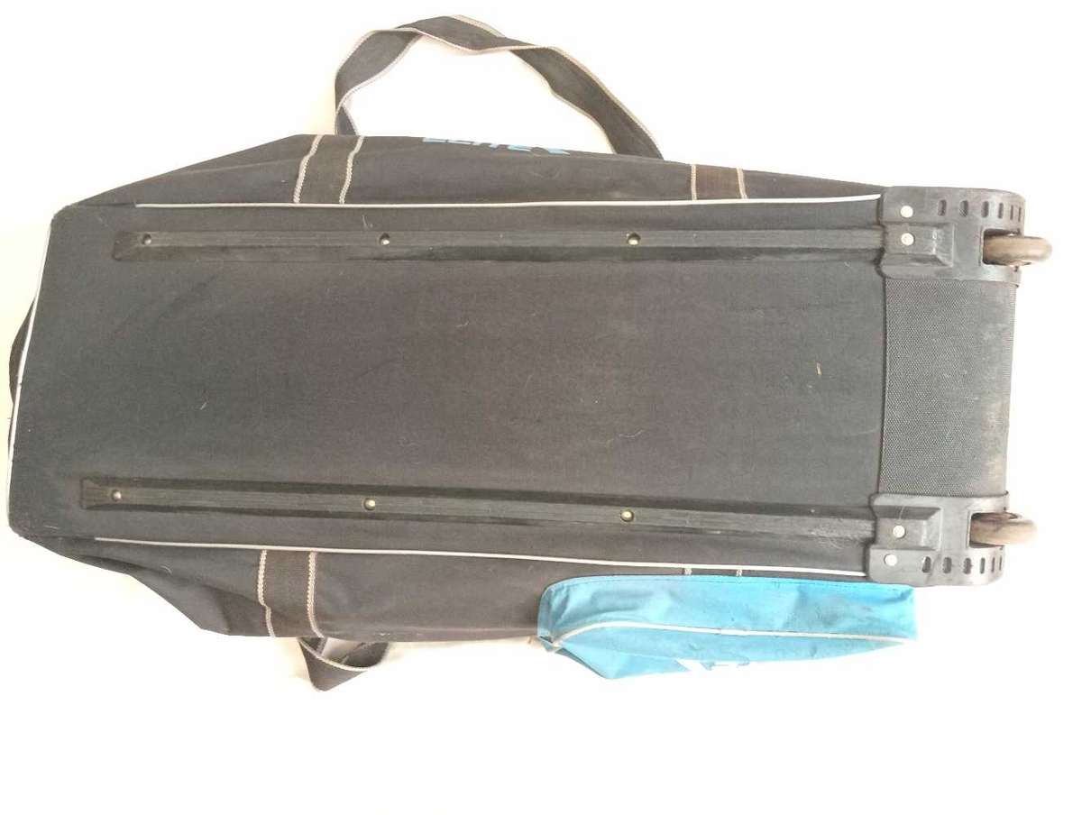 Cricket bag 90 x 30 x 25cm