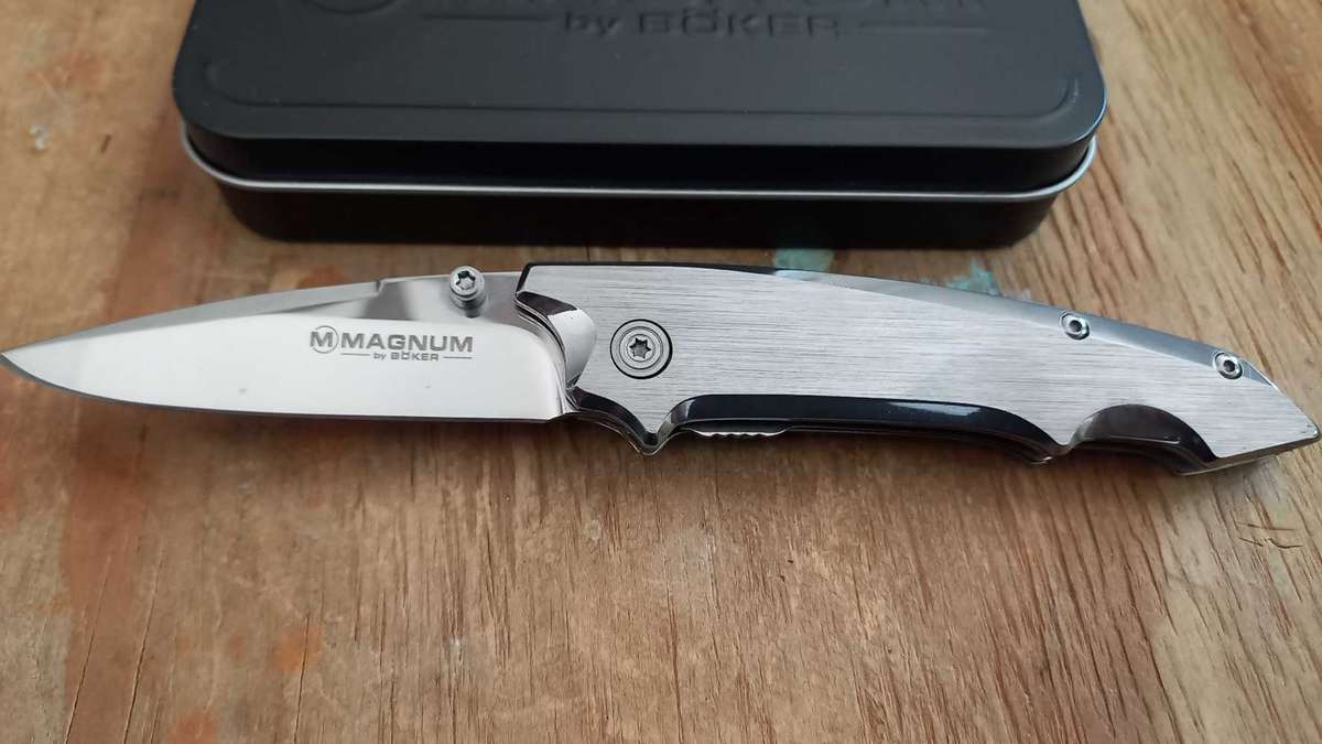 Magnum by boker knife