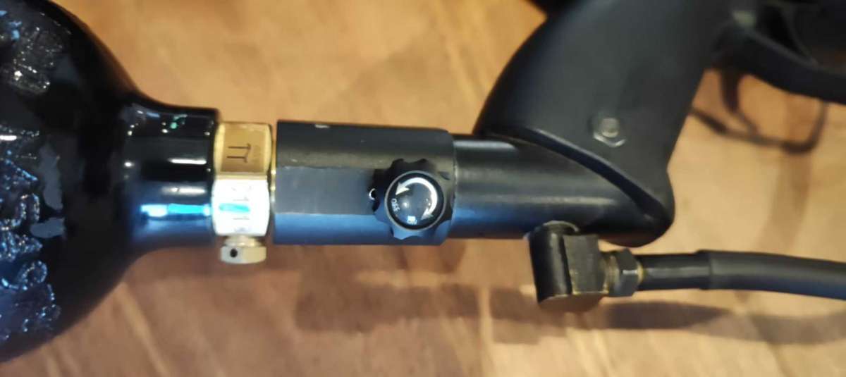 Tippmann A-5 Paintball gun & accessories