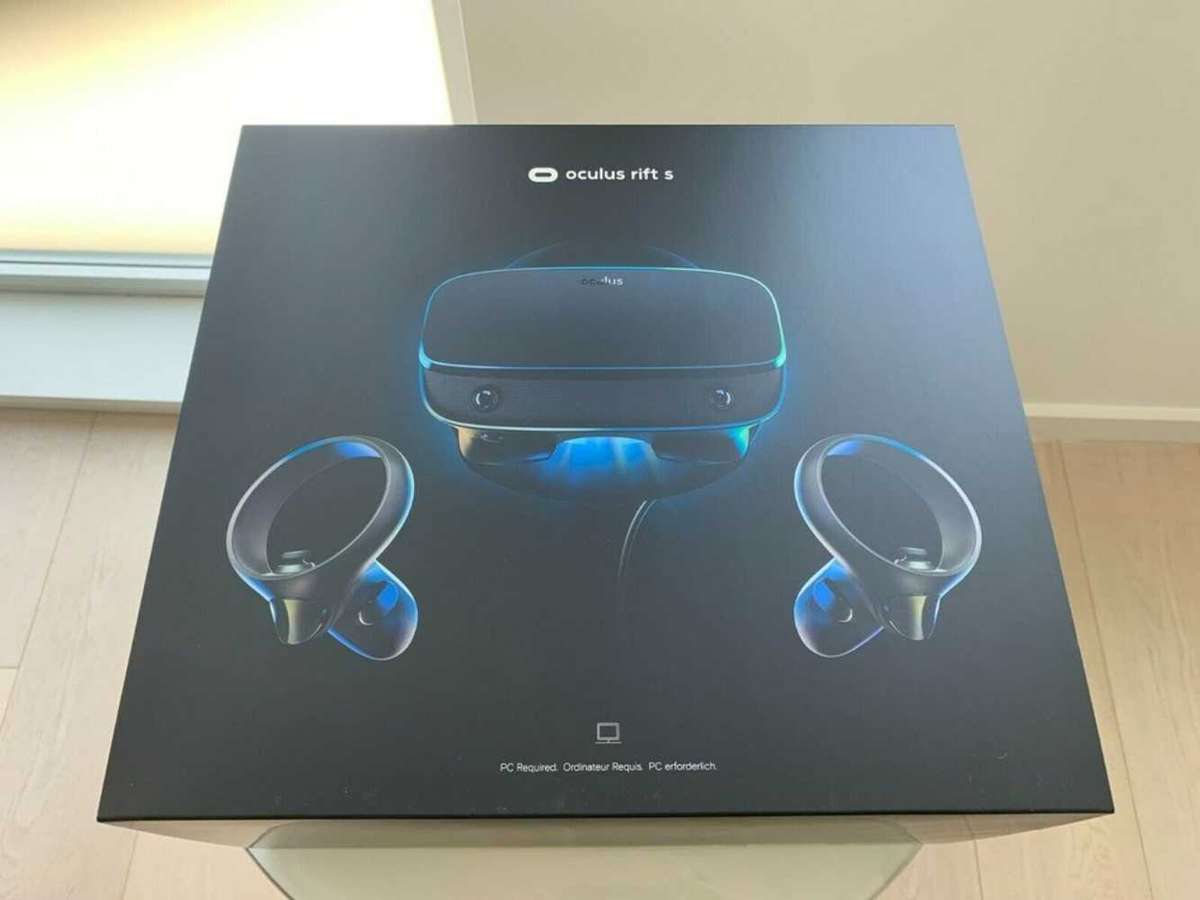 Oculus Rift S PC-Powered VR Gaming Headset