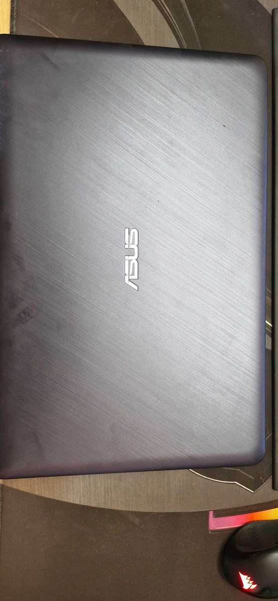 Asus i5 Laptop