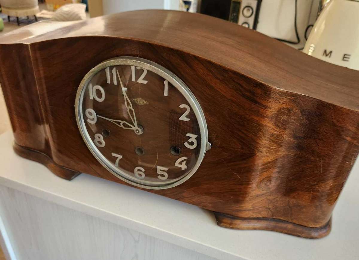 Mantel Clock KEW Art Deco Large Chiming (no winder)