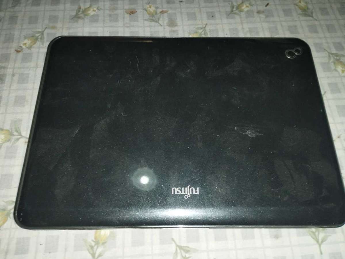 Fujitsu lifebook p3110 for spares or repairs