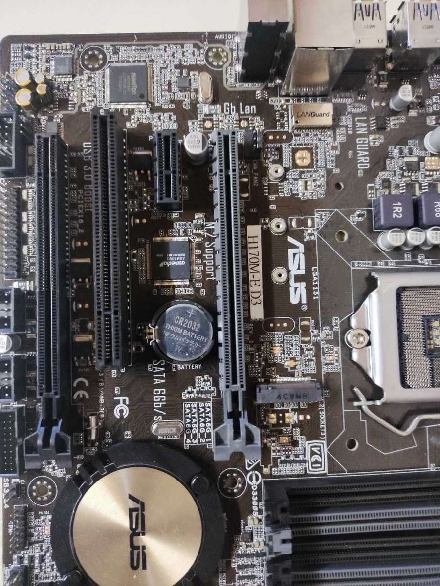 Asus H170M-ED3 Motherboard**Supports 6th gen and 7th gen CPU's**LGA1151**4 ram slots