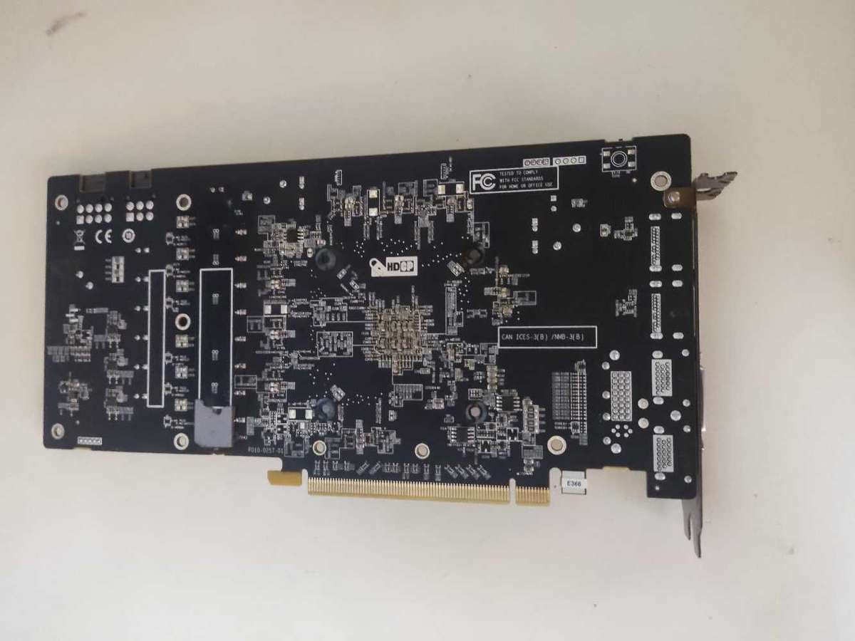 Sapphire Nitro + RX580 8GB Graphics Card**For parts or repair**