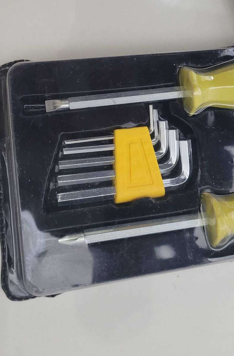 Screw Driver/Alen Key Set. (Bid Per Piece)