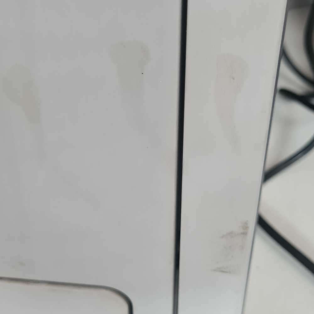 Industrial (Switching on) Samsung CLP-610ND Lazer jet color printer (to fix).