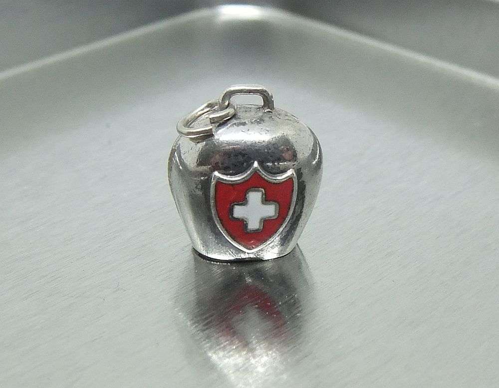 A CUTE VINTAGE "800" SILVER SWISS THEME COW BELL CHARM ( 80% SILVER ) - FREE COMBINING !!