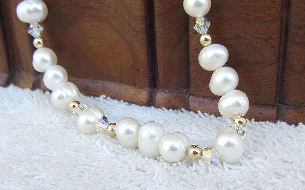 WOW !! A CLASSY VINTAGE LOOK GENUINE FRESHWATER PEARL NECKLACE !! FREE COMBINING !!
