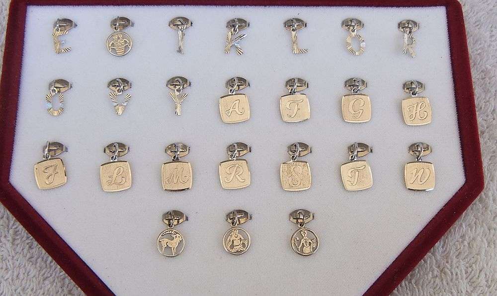 AN AMAZING LOT OF 24 SOLID SILVER PENDANTS - BRAND NEW VINTAGE STOCK - GERMAN AND STERLING SILVER !!