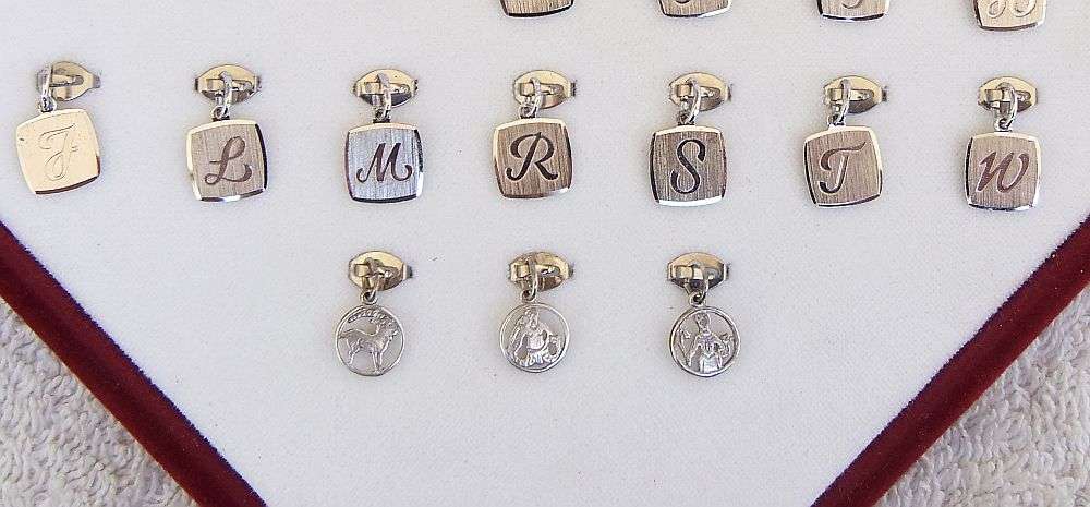 AN AMAZING LOT OF 24 SOLID SILVER PENDANTS - BRAND NEW VINTAGE STOCK - GERMAN AND STERLING SILVER !!