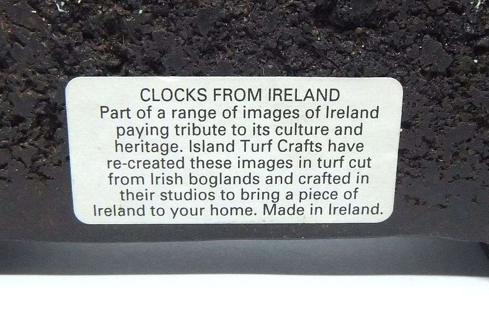 AN AWESOME VINTAGE CELTIC DESIGN DESK CLOCK BY  ISLAND TURF CRAFTS IRELAND - WORKING 100%