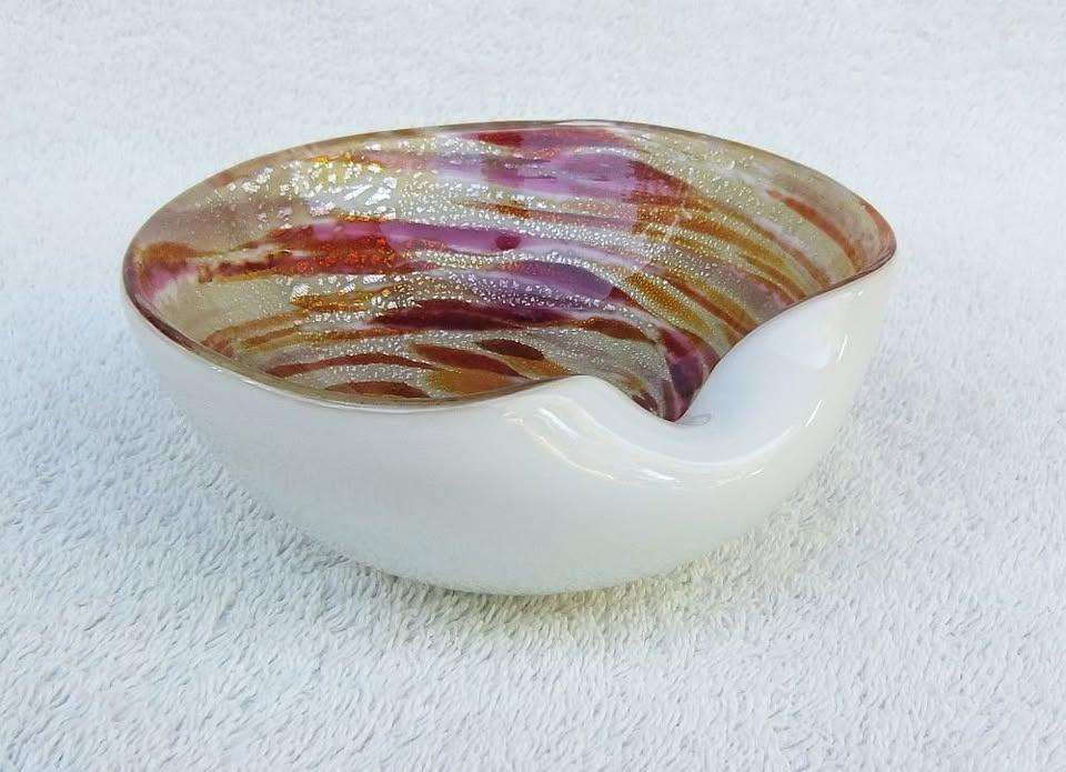 A GORGEOUS 1950`S MURANO GLASS SILVER FLAKE SWIRL ASHTRAY OR SWEETY BOWL !!