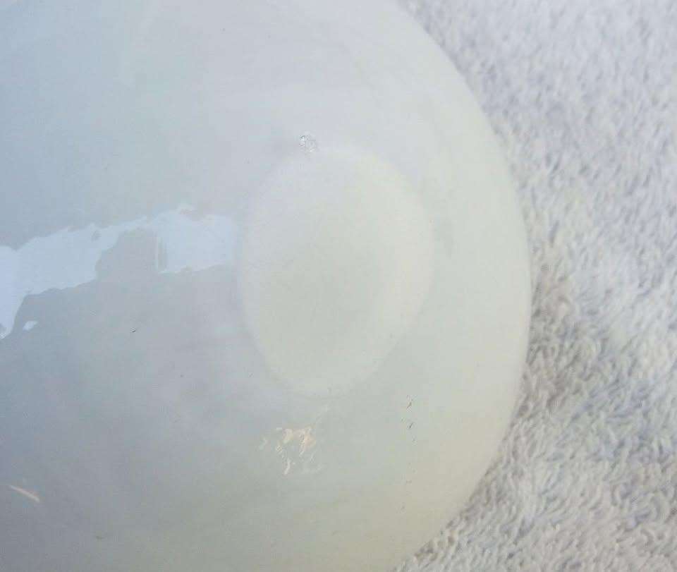 A GORGEOUS 1950`S MURANO GLASS SILVER FLAKE SWIRL ASHTRAY OR SWEETY BOWL !!