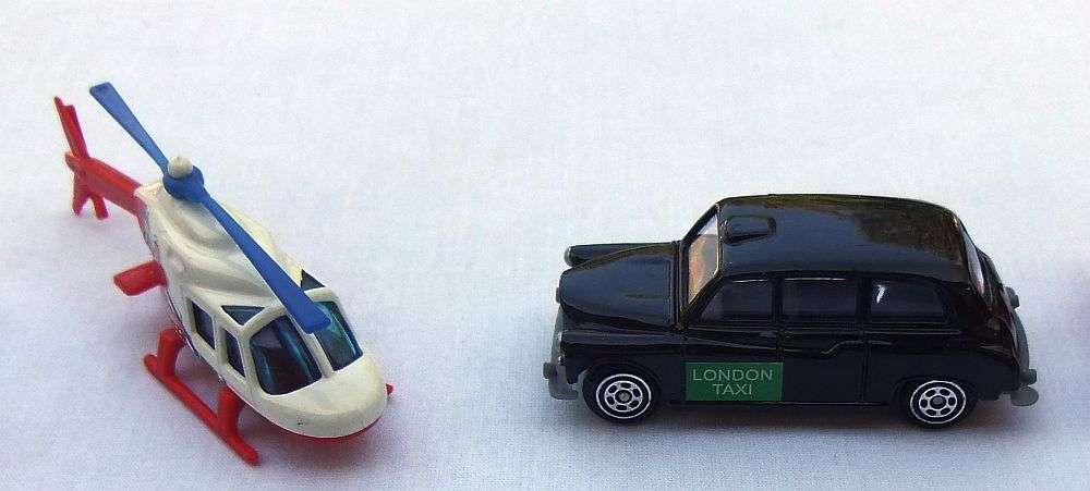 CRAZY JOBLOT !! 26 HOTWHEELS MODELS + 2 AWESOME QUALITY MIC MODELS "LONDON BUS & TAXI "