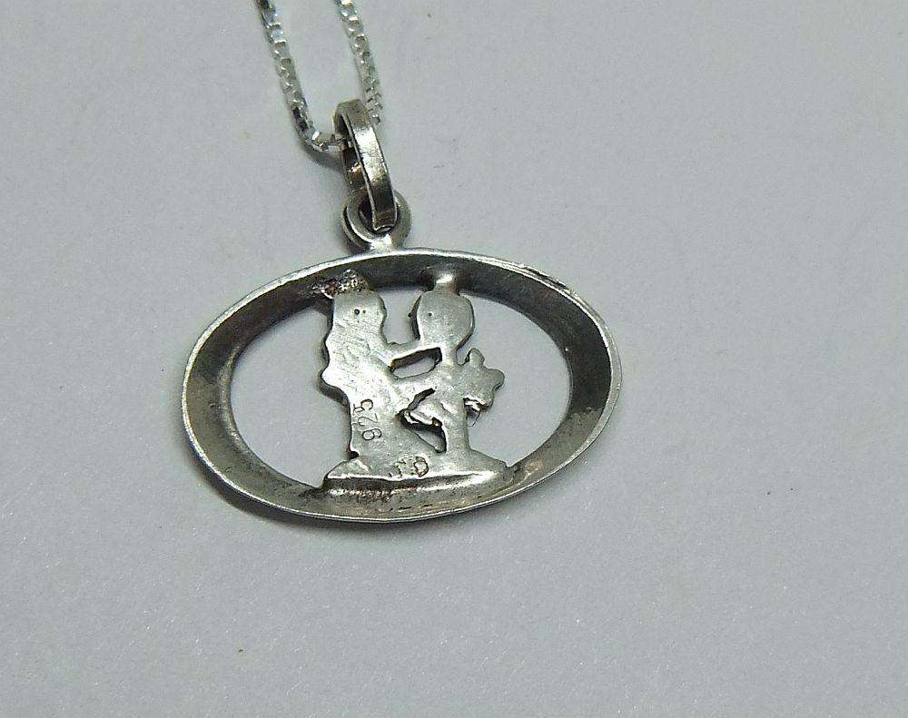 A LOVELY VINTAGE STERLING SILVER VIRGO PENDANT WITH A BRAND NEW STERLING SILVER NECKLACE !! UNWORN