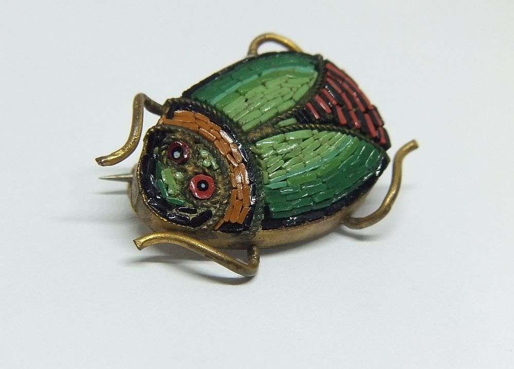 A SUPER RARE ANTIQUE EGYPTIAN REVIVAL MICRO MOSAIC SCARAB BROOCH MADE IN ITALY ( $260 )