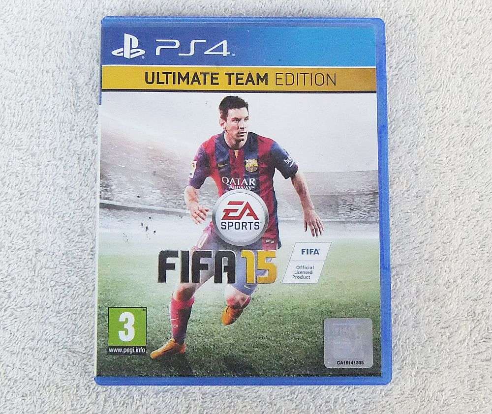PLAYSTATION 4 GAME - FIFA 15